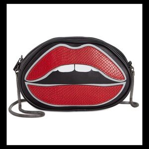 👛   💋 Me CROSS-BODY [SAM EDELMAN]